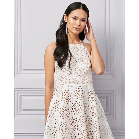 Women Le Chateau Laser Cut Knit Halter Neck White Dress Size XXL - Picture 3 of 4